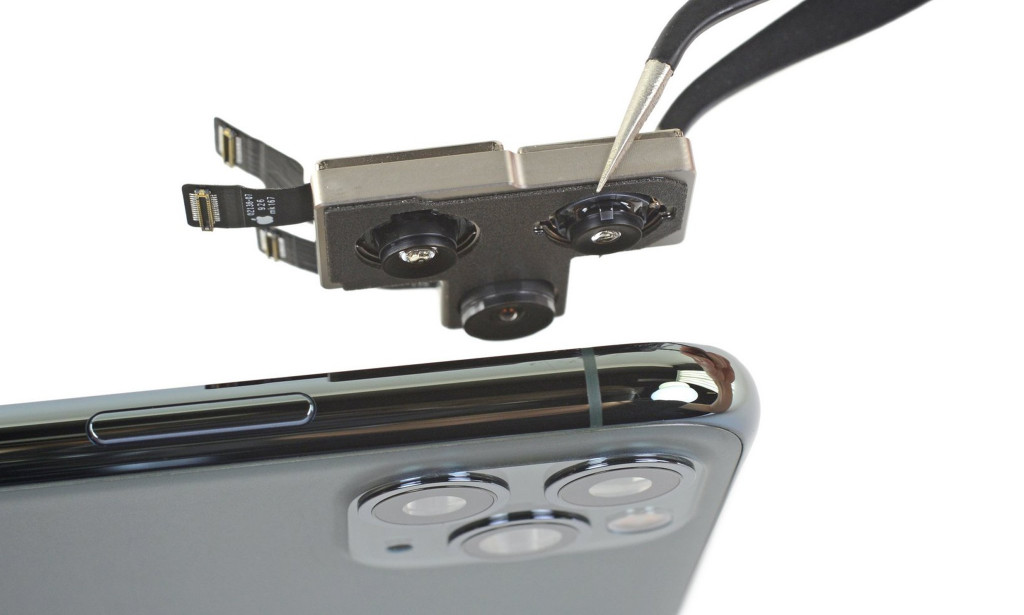 "Mổ bụng" iPhone 11 Pro Max: Dễ tháo lắp hơn nhưng nhiều linh kiện hơn